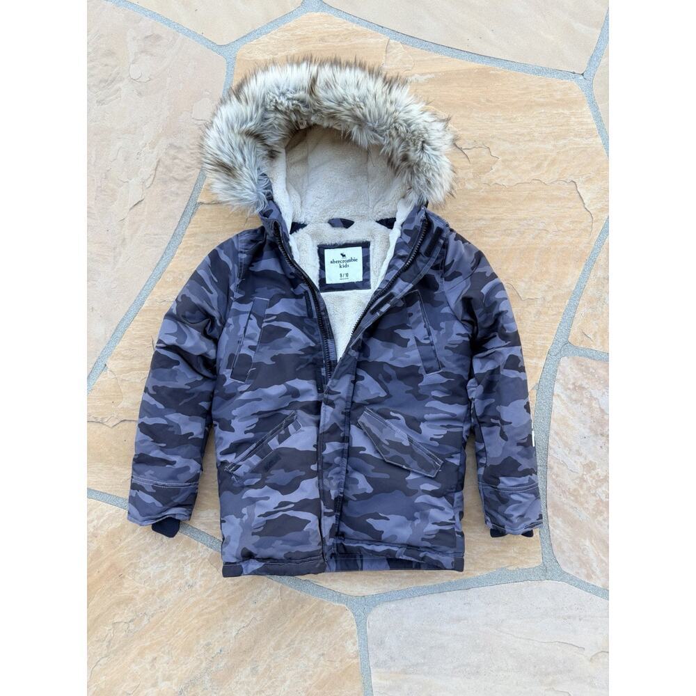 Abercrombie Kids Puffer Jacket Size 9/10 Fleece Camo Lined Hooded Coat